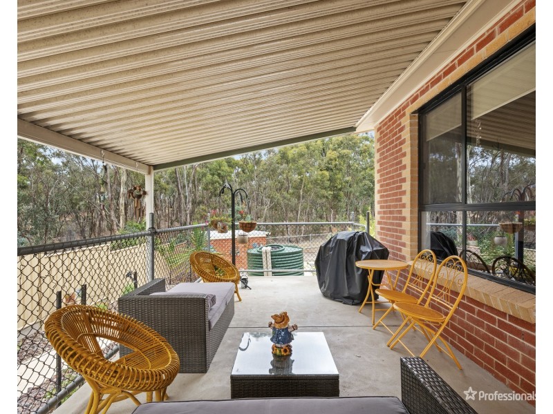 14A Mountain View Street, Avoca VIC 3467