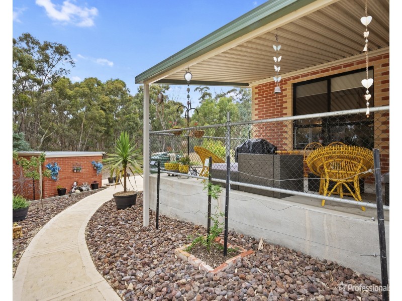 14A Mountain View Street, Avoca VIC 3467