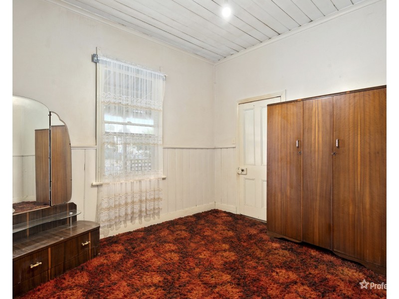 104  Loch Street, Maryborough VIC 3465