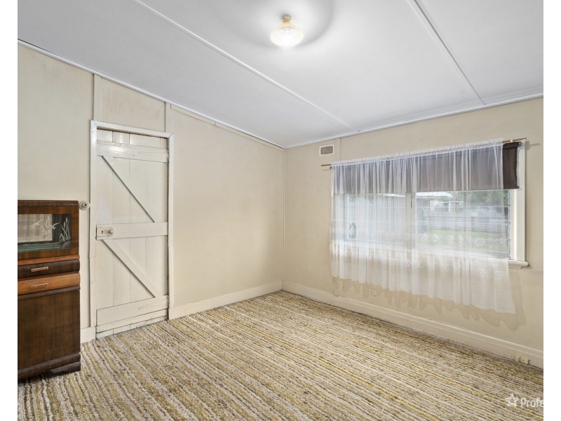 104  Loch Street, Maryborough VIC 3465