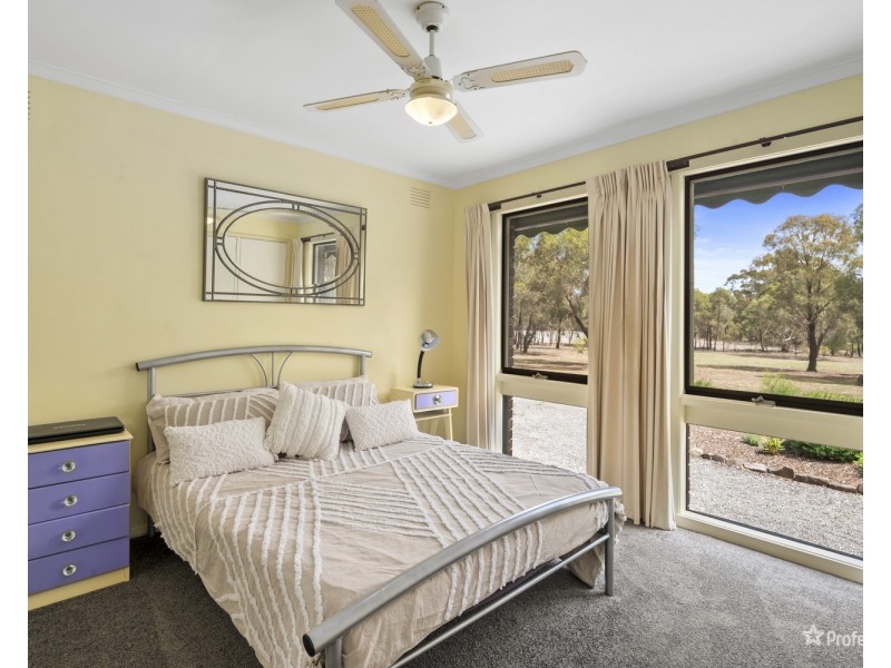 5081 Pyrenees Highway, Adelaide Lead VIC 3465