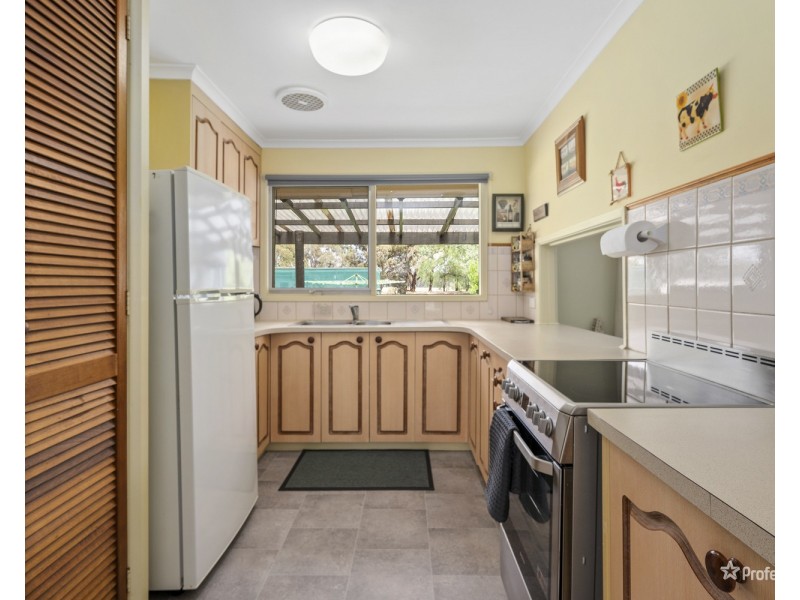 5081 Pyrenees Highway, Adelaide Lead VIC 3465