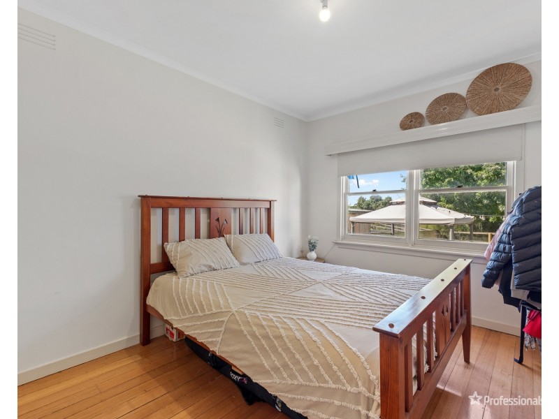 20 Waters Street, Maryborough VIC 3465