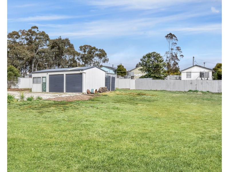 63 Charles Street, Avoca VIC 3467