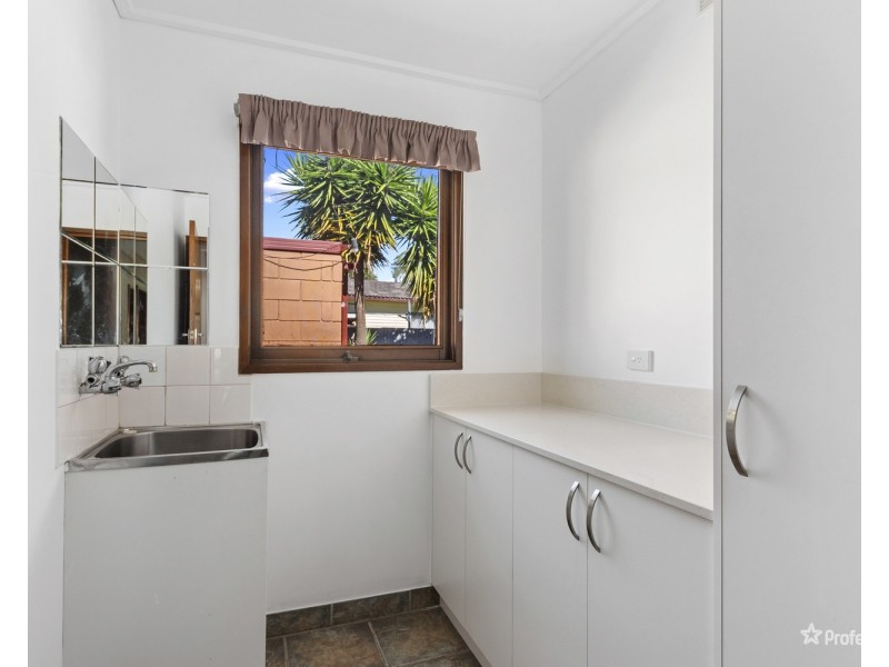 8 Fuller Street, Maryborough VIC 3465