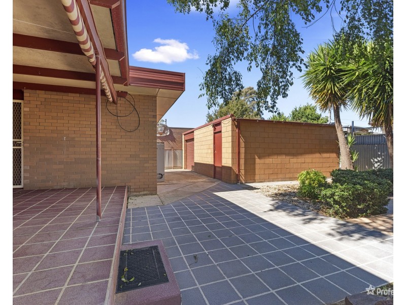 8 Fuller Street, Maryborough VIC 3465