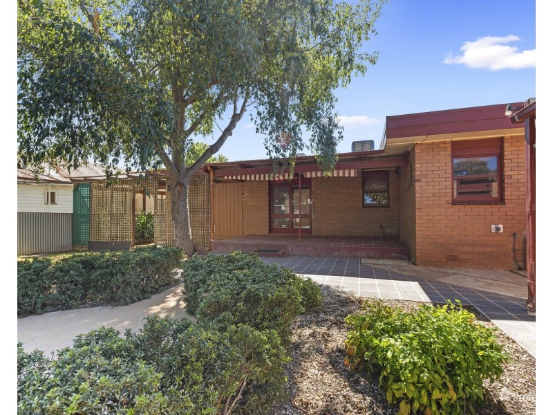 8 Fuller Street, Maryborough VIC 3465