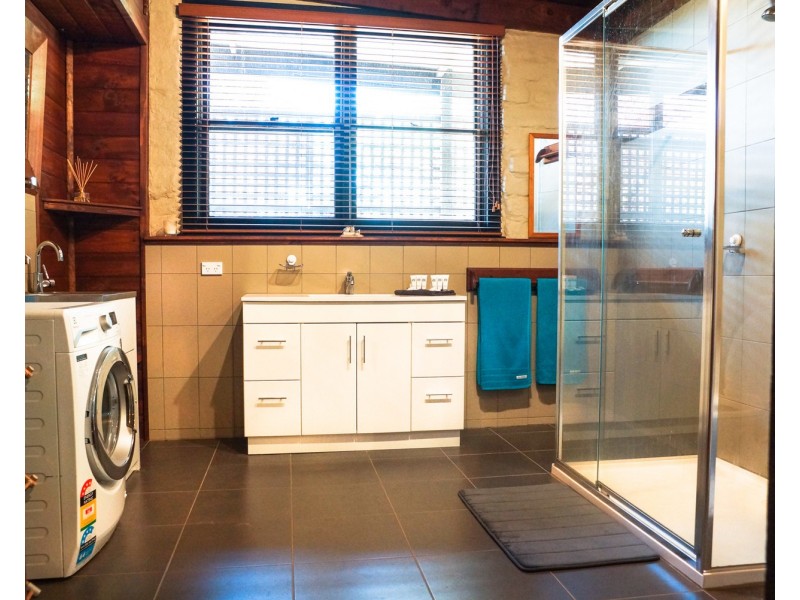 65 Denyers Road, Bowenvale VIC 3465