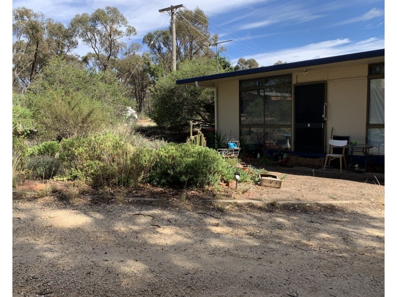 9/11-15 Mimosa Court, Maryborough VIC 3465