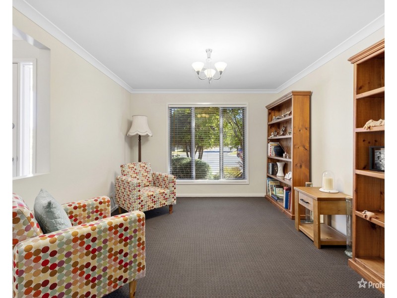 9 Inland Court, Maryborough VIC 3465