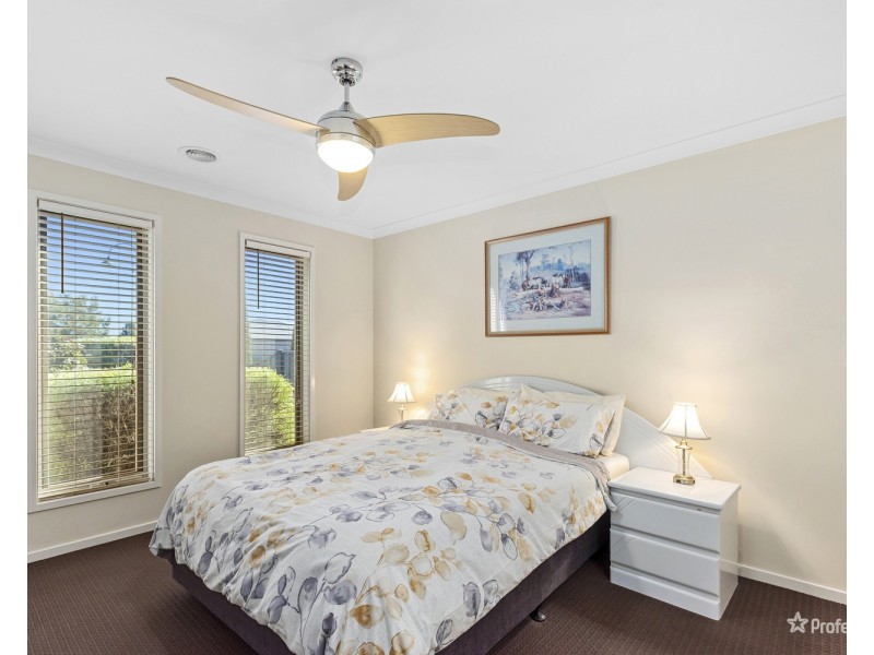 9 Inland Court, Maryborough VIC 3465