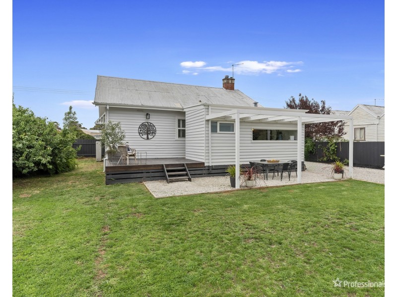 7 Logan Street, Maryborough VIC 3465