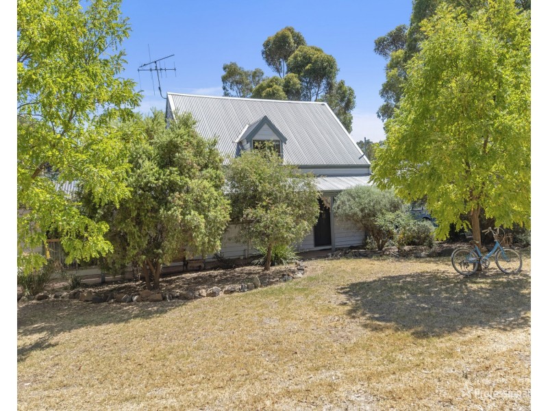 10 Trudgeons Road, Welshmans Reef VIC 3462