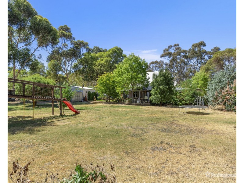 10 Trudgeons Road, Welshmans Reef VIC 3462