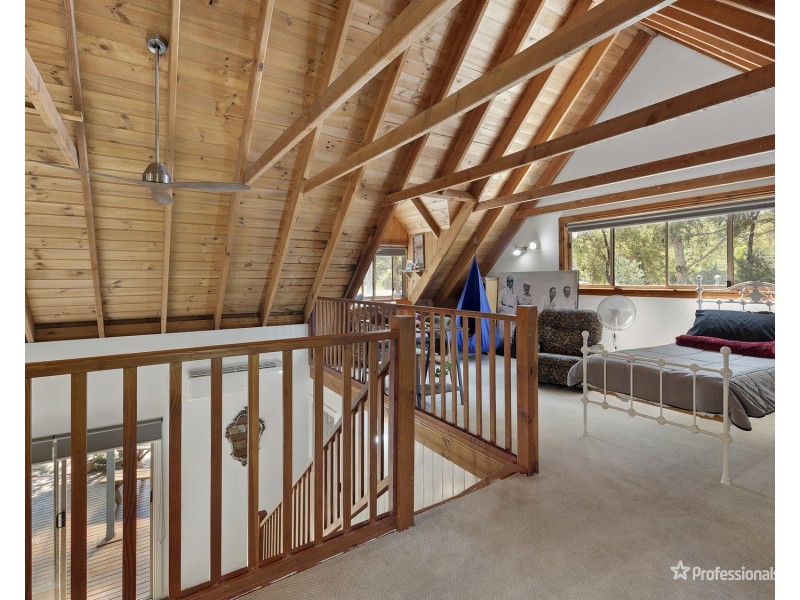 10 Trudgeons Road, Welshmans Reef VIC 3462