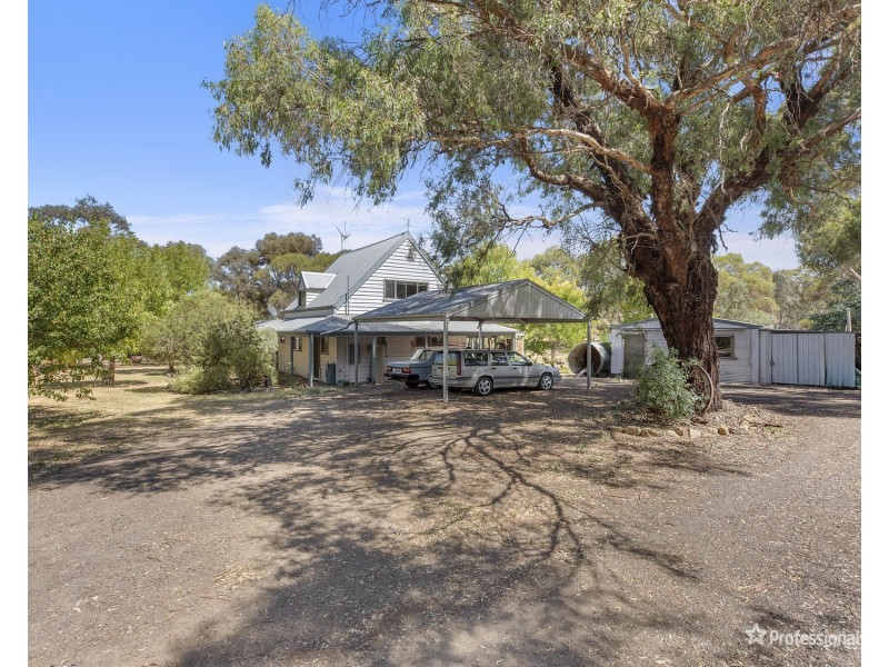 10 Trudgeons Road, Welshmans Reef VIC 3462