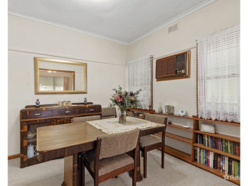 10 Barr Street, Maryborough VIC 3465