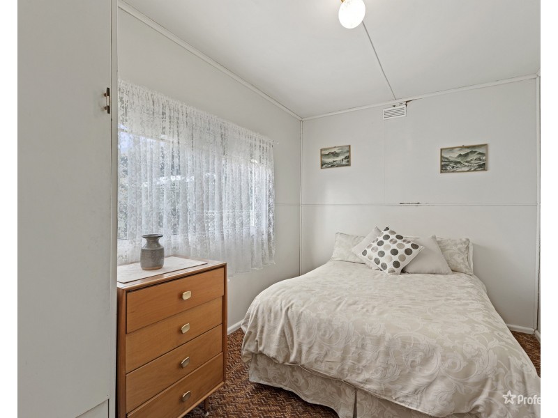 10 Barr Street, Maryborough VIC 3465