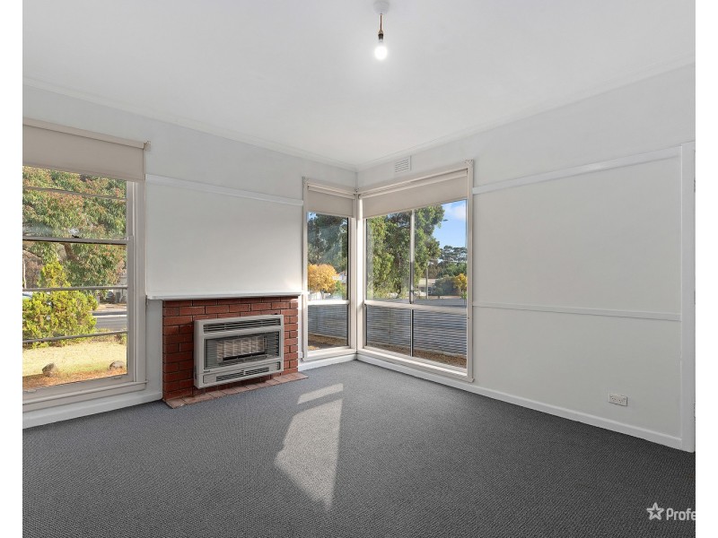 51 Derby Road, Maryborough VIC 3465