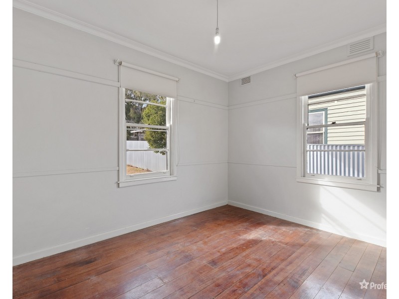 51 Derby Road, Maryborough VIC 3465