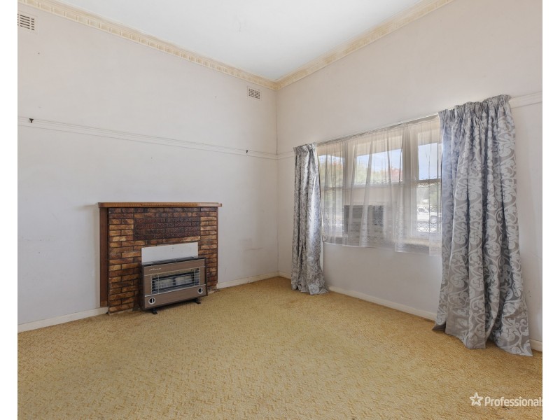 41 Brooke Street, Moonambel VIC 3478