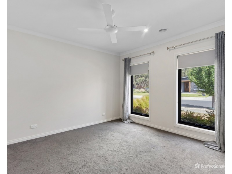 20 Forest View Drive, Maryborough VIC 3465