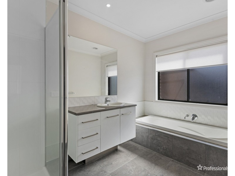 20 Forest View Drive, Maryborough VIC 3465