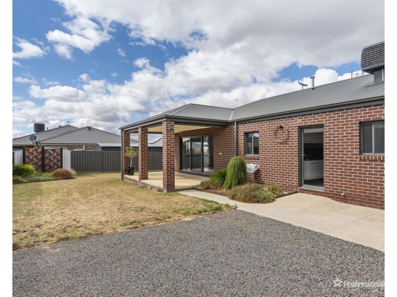 20 Forest View Drive, Maryborough VIC 3465