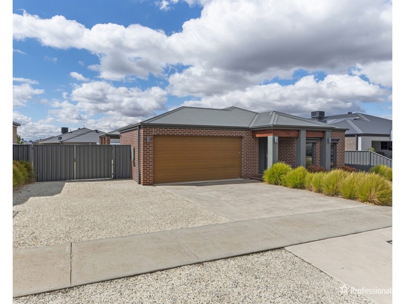 20 Forest View Drive, Maryborough VIC 3465