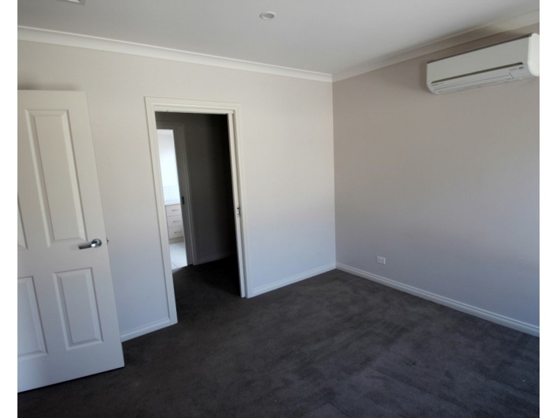 2/6 Lowery Court, Maryborough VIC 3465