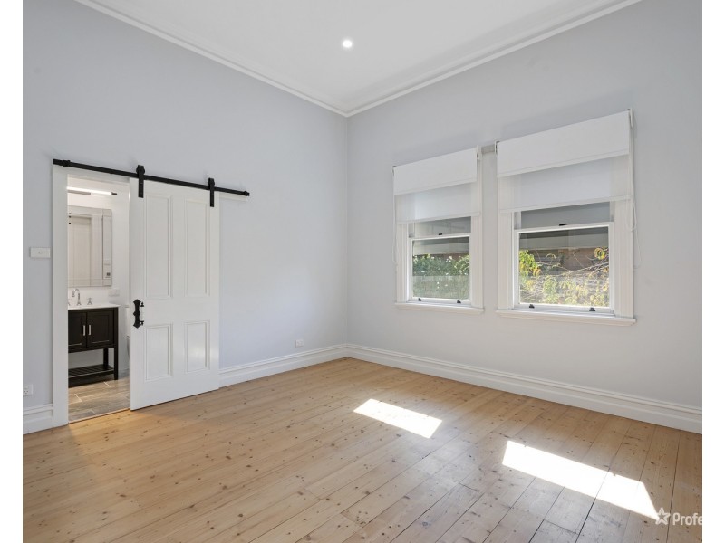 17 Clarendon Street, Maryborough VIC 3465