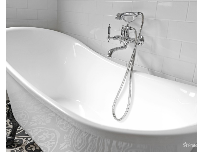 17 Clarendon Street, Maryborough VIC 3465