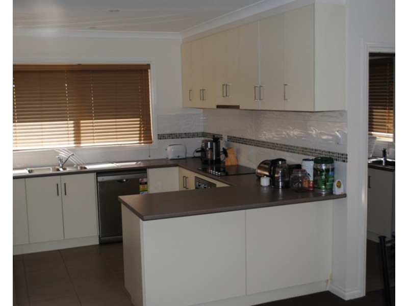 12 Sydney Avenue, Maryborough VIC 3465