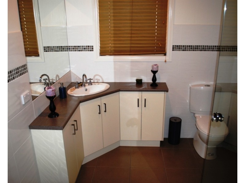 12 Sydney Avenue, Maryborough VIC 3465