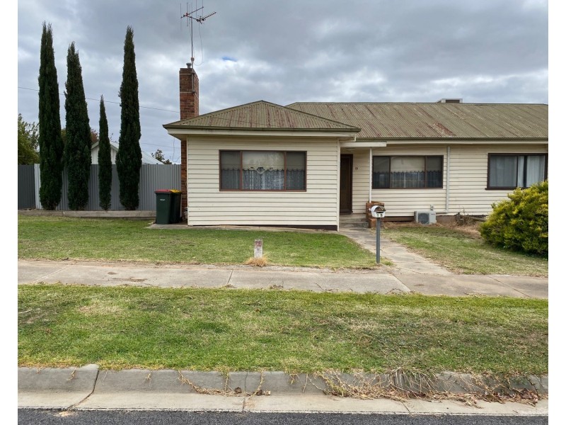 19 Arthur Avenue, Maryborough VIC 3465