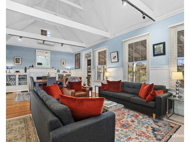 90 High Street, Avoca VIC 3467