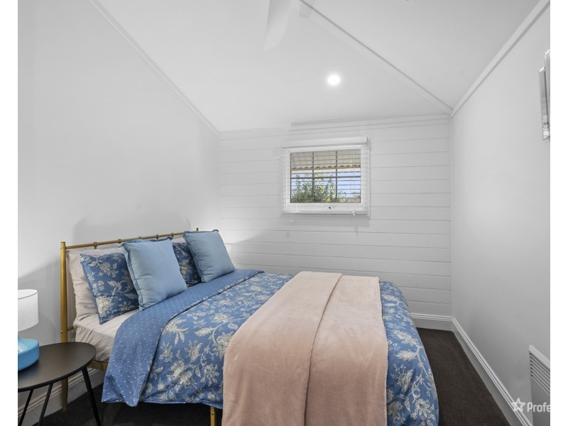 90 High Street, Avoca VIC 3467