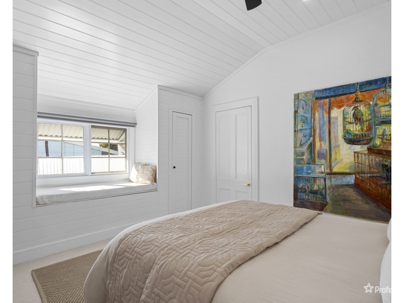 90 High Street, Avoca VIC 3467