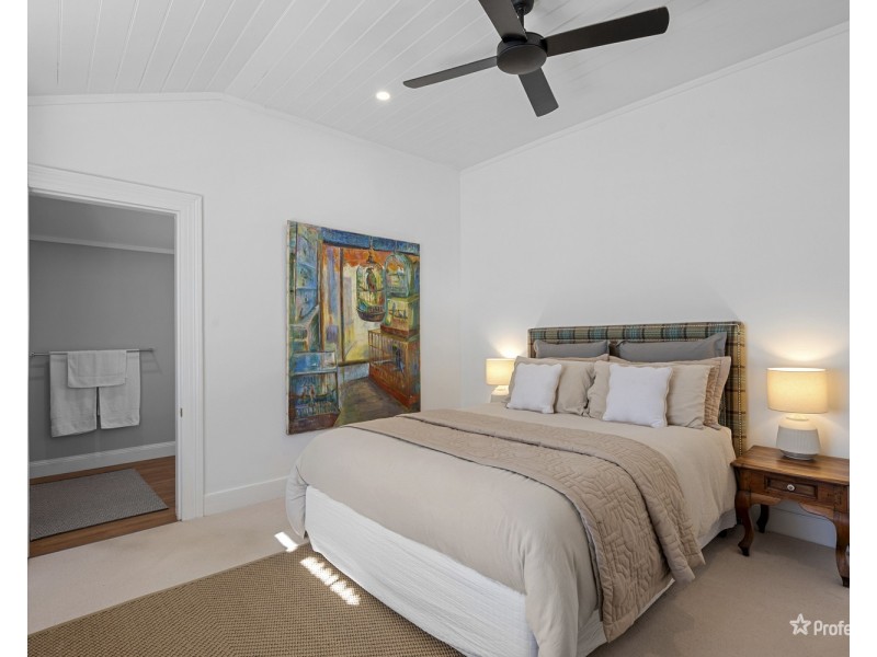 90 High Street, Avoca VIC 3467