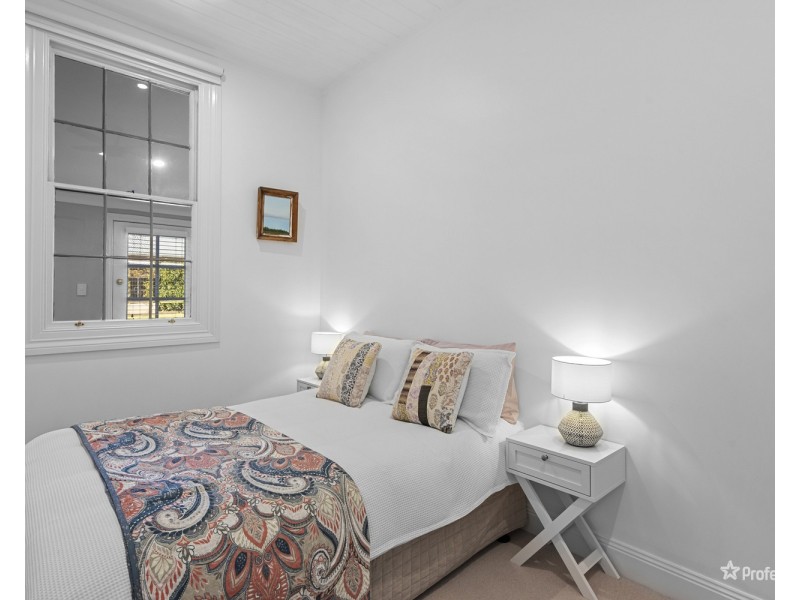 90 High Street, Avoca VIC 3467