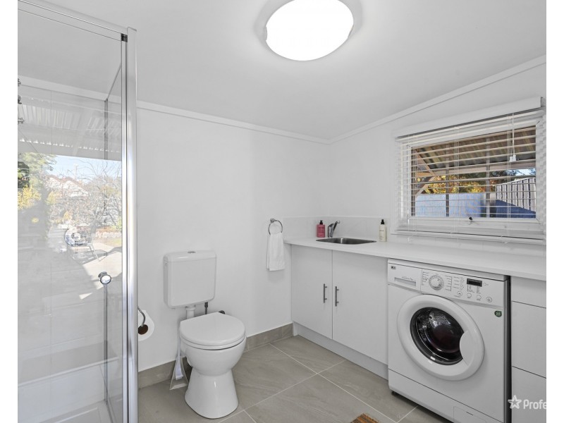 90 High Street, Avoca VIC 3467