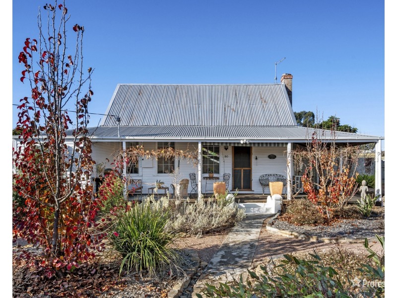 90 High Street, Avoca VIC 3467