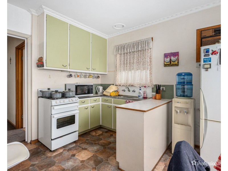 33 Alma Street, Maryborough VIC 3465