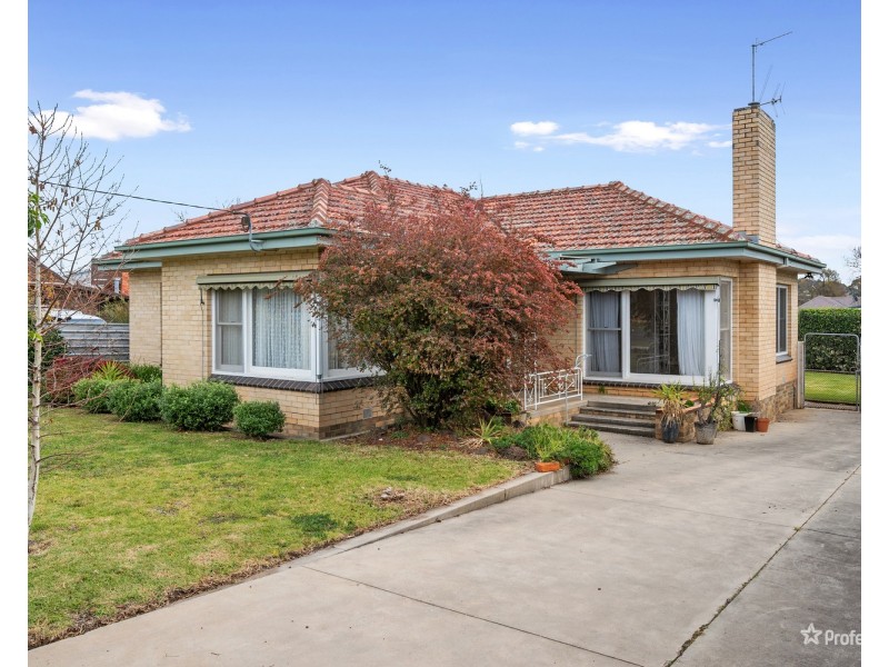 61 Burke Street, Maryborough VIC 3465