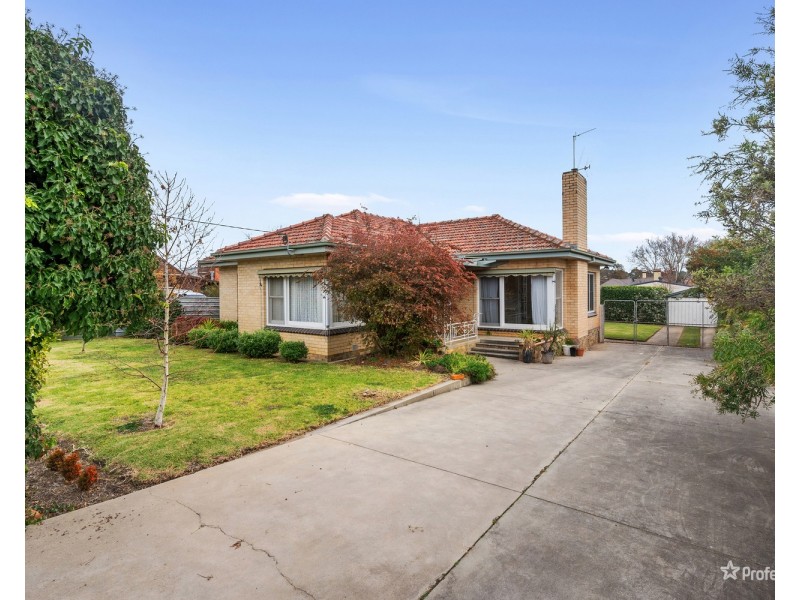 61 Burke Street, Maryborough VIC 3465