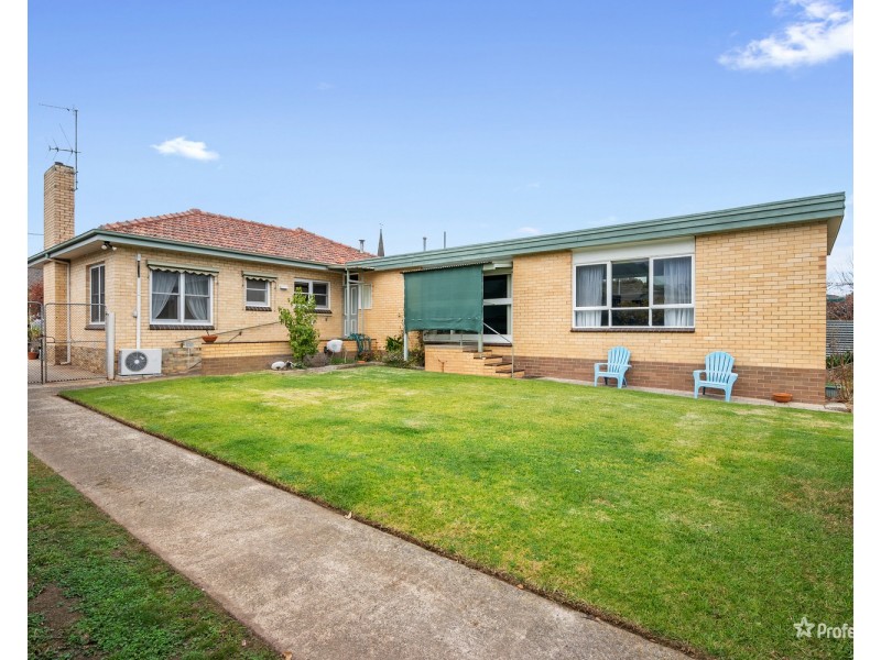 61 Burke Street, Maryborough VIC 3465