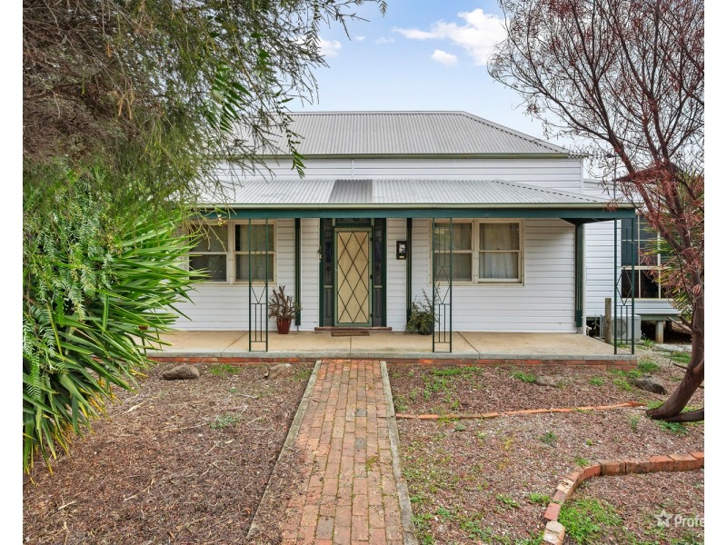 65 Raglan Street, Maryborough VIC 3465