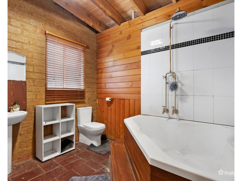 65 Raglan Street, Maryborough VIC 3465