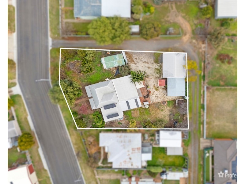 65 Raglan Street, Maryborough VIC 3465