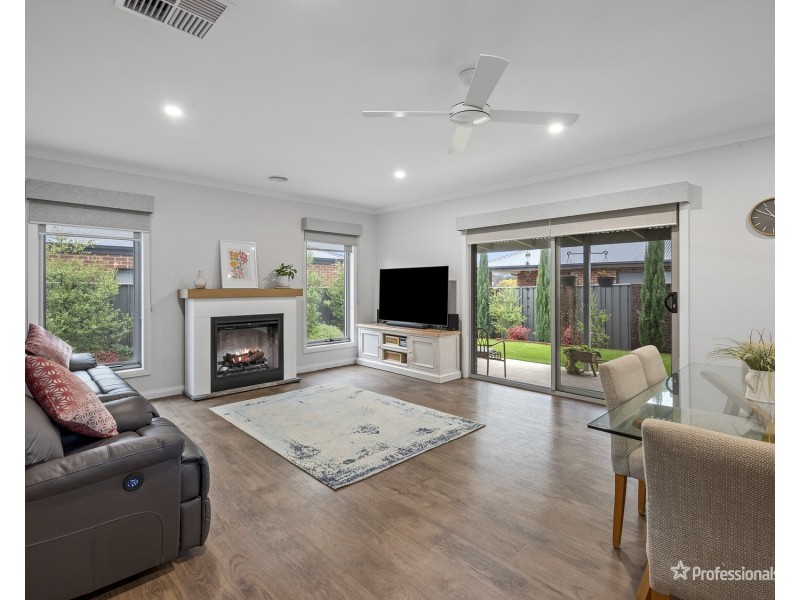 26 Whirrakee Drive, Maryborough VIC 3465